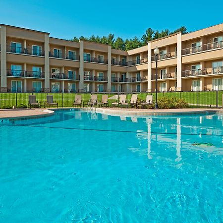 Holiday Inn Resort Lake George By Ihg Экстерьер фото